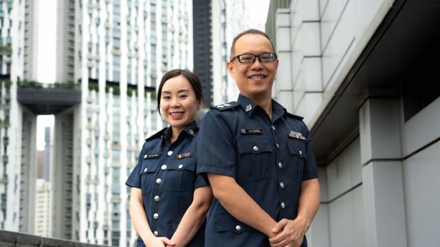 从欢喜冤家到知己好友 警察夫妻分享爱情保鲜法