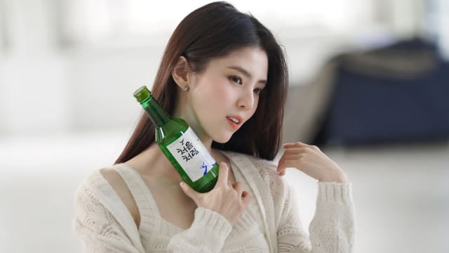 韩韶禧丢了烧酒代言　传由“她”接手！