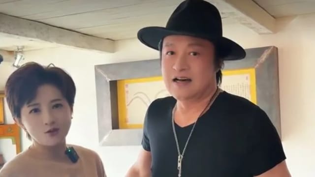 金铭到马景涛家做客　《青青河边草》回忆杀独缺岳翎