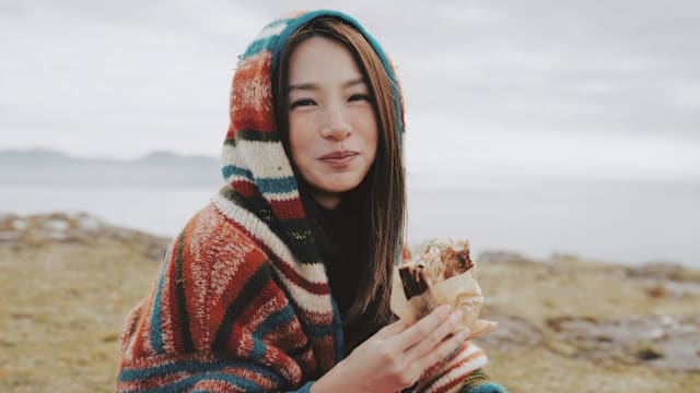 田馥甄新专辑视觉照曝光！只带摄影师闯法罗群岛，订机票、化妆、租车全自己来