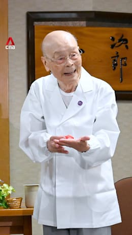Legendary sushi master Jiro Ono turns 100, does not dream of retirement  Legendary sushi master Jiro Ono turns 100, does not dream of retirement