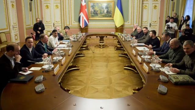 英国对俄罗斯实施50多项新制裁