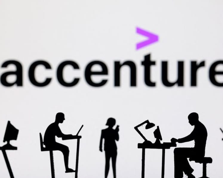 Accenture beats quarterly revenue estimates on strong AI demand