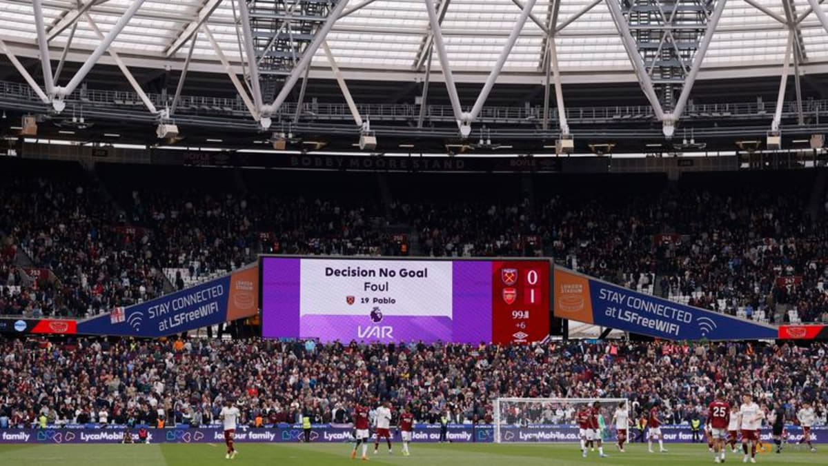Disallowing West Ham equaliser against Arsenal was right, says referees chief