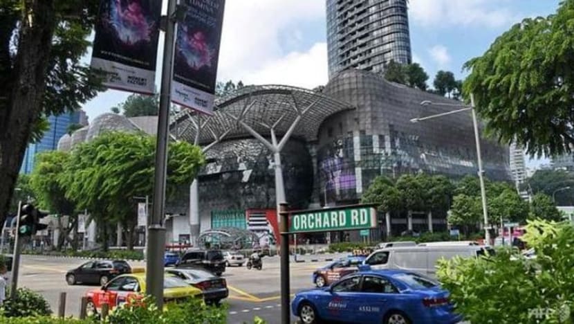 Wanita Taiwan didakwa kerana bersin ke arah wanita lain di ION Orchard; terjerit-jerit pada mangsa Wanita Taiwan didakwa kerana bersin ke arah wanita lain di ION Orchard; terjerit-jerit pada mangsa
