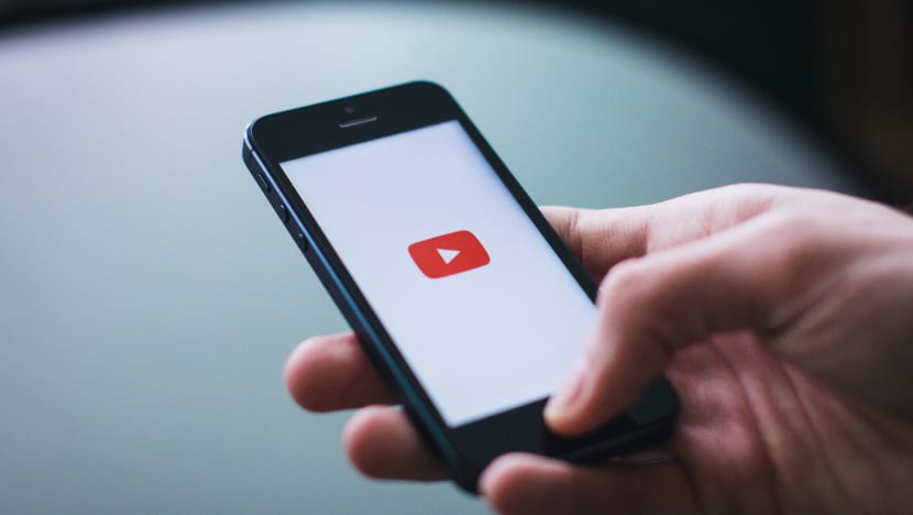 Iklan YouTube dikurangkan, namun lebih panjang