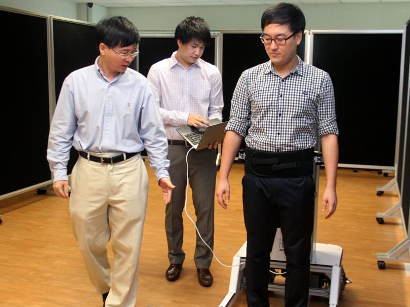 New robotic walker to reduce healthcare manpower crunch