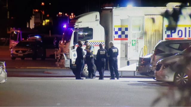 澳洲16岁少年持刀伤人 遭警方开枪击毙