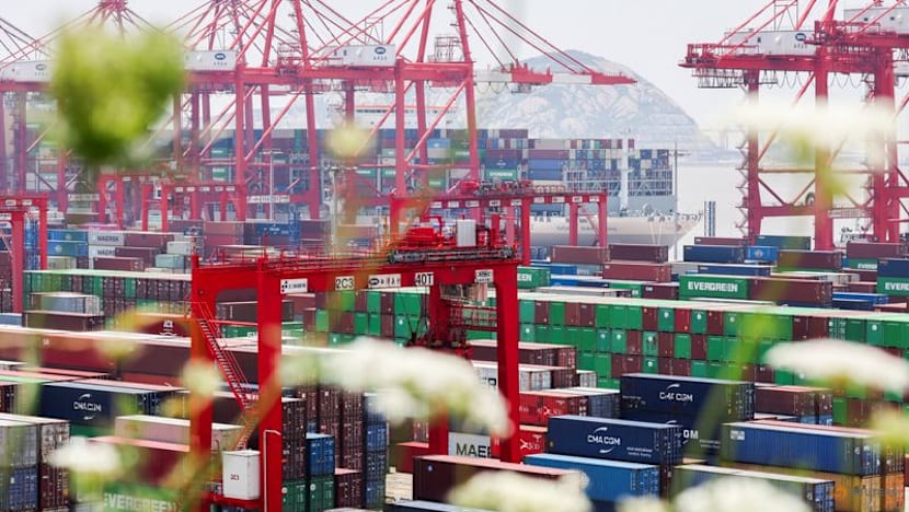 As US orders fade, Chinese salespeople face tough grind in new markets