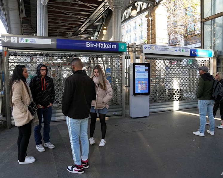 Paris Metro workers strike for wage hike, disrupt commutes