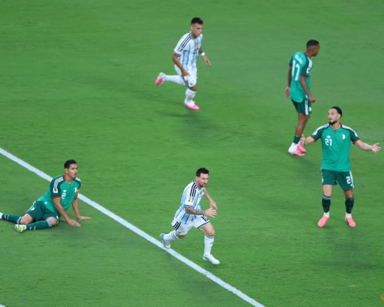 Algeria's World Cup fate in their own hands, coach says
