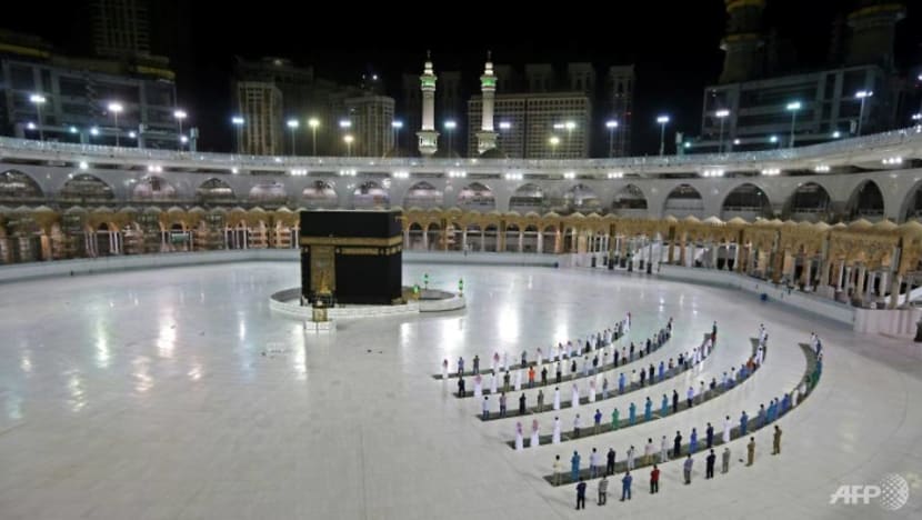Malaysia to suspend umrah pilgrimage travel over Omicron concerns Malaysia to suspend umrah pilgrimage travel over Omicron concerns