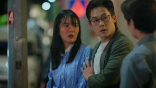 职不值得（第13集）：文凯默默照顾容佳