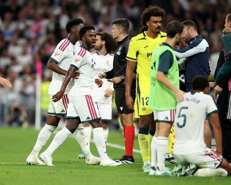 Real's Vinicius apologises after red card for hair pull against Villarreal