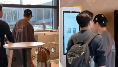 JJ Lin Graciously Signs Autograph For Fan Who Secretly Snapped Photos Of Him Having McDonald's In Hong Kong
