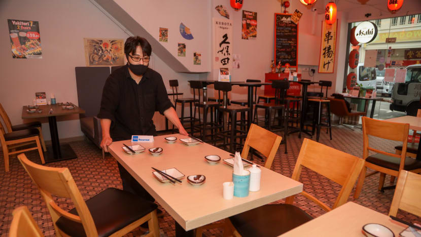 5-person limit for dining: One-third of Mother’s Day weekend bookings cancelled at some restaurants