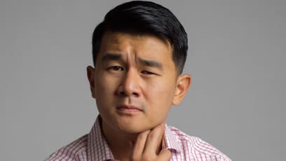 Comedian Ronny Chieng Is A Big Fan Of Mediacorp's Unbeatables: "I Watched All Of Them!"