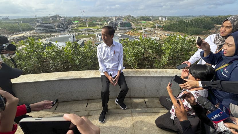 Indonesian president tries out palace in proposed new capital Nusantara Indonesian president tries out palace in proposed new capital Nusantara