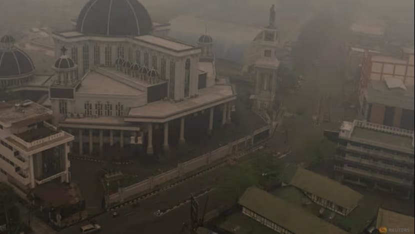 JEREBU RENTAS SEMPADAN: Penduduk Kalimantan Barat saman pemerintah Indonesia berhubung krisis jerebu