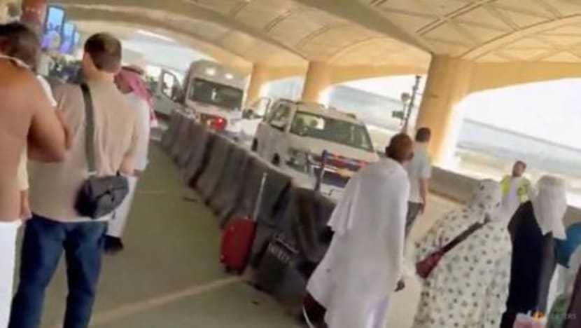 One dead in new attack on Saudi airport, a day after Houthi strike kills 13
