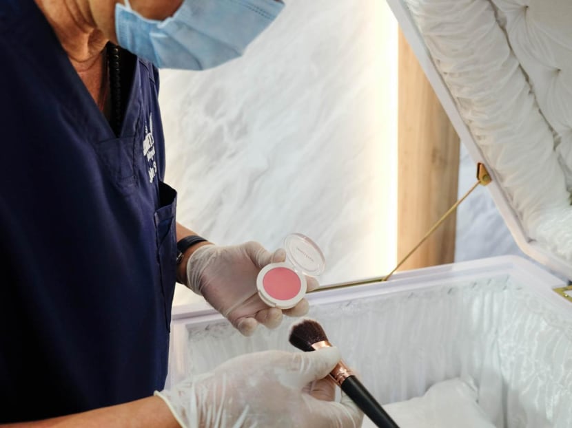 Got Unused Make-Up Products? Donate It To This Funeral Company For Embalming Purposes 