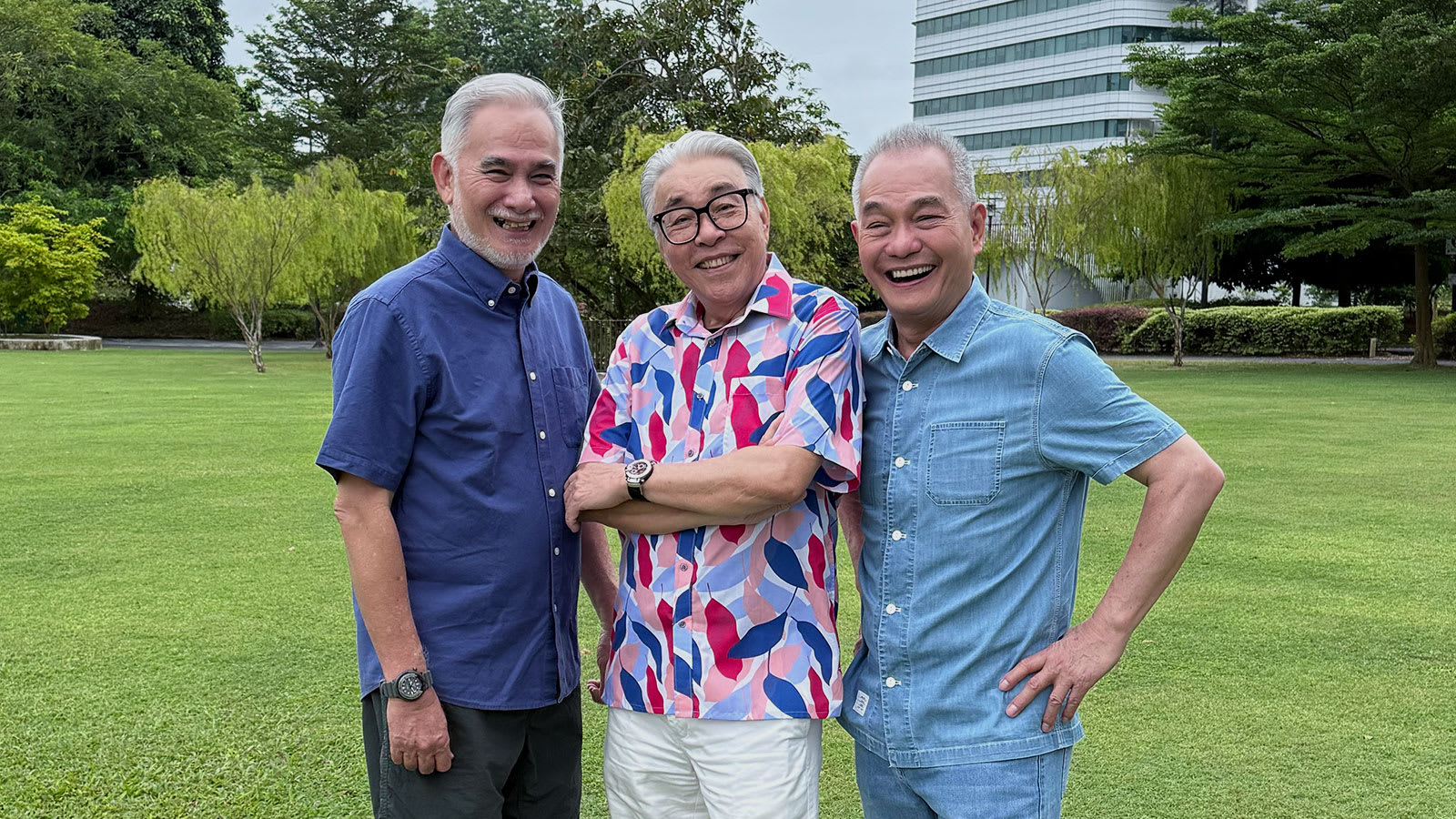 From scuba diving to social media: TV’s OG dads show curiosity and growth have no age limit From scuba diving to social media: TV’s OG dads show curiosity and growth have no age limit
