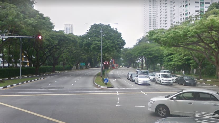 Motorists to turn right only at green arrows at most junctions in 5 years: LTA