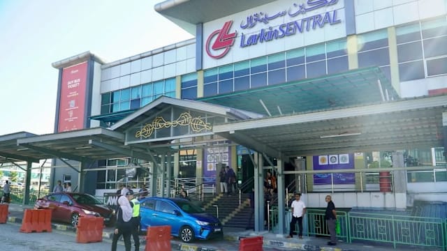 新山拉庆车站提升工程竣工 柔政府：环境更舒适有效率