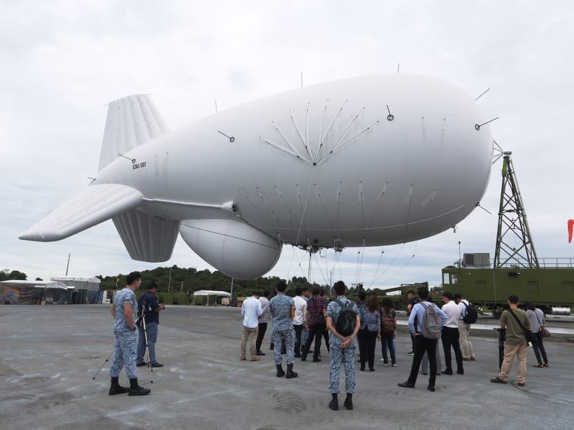 An aerostat system seen at Choa Chu Kang Camp on Tuesday (Nov 29). The aerostat system will be deployed to complement the SAF’s current suite of sensors to enhance timely detection of aerial and maritime threats. Photo: Koh Mui Fong/TODAY An aerostat system seen at Choa Chu Kang Camp on Tuesday (Nov 29). The aerostat system will be deployed to complement the SAF’s current suite of sensors to enhance timely detection of aerial and maritime threats. Photo: Koh Mui Fong/TODAY
