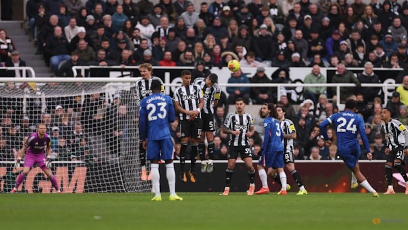 Newcastle squander two-goal lead in thrilling 2-2 draw with Chelsea