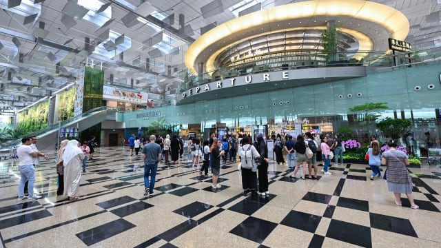 樟宜机场去年客流量达到6770万人次 