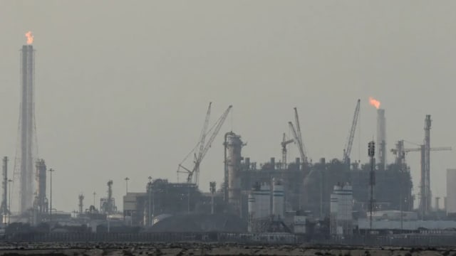 全球最大天然气生产地 卡塔尔工业城遭伊朗导弹击中