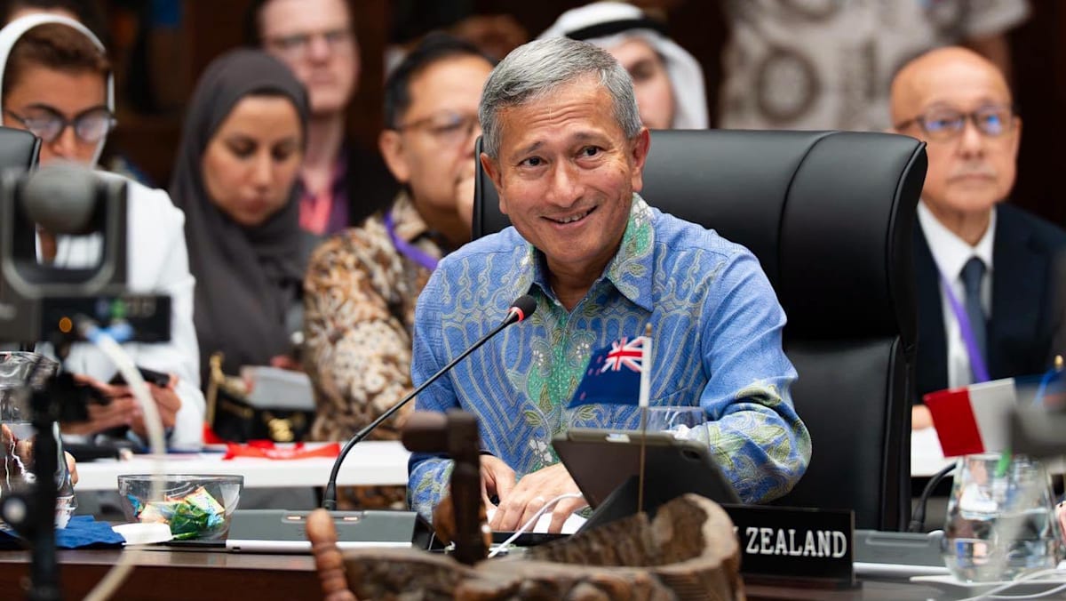 Vivian Balakrishnan floats idea of Pacific power grid linked to Australia