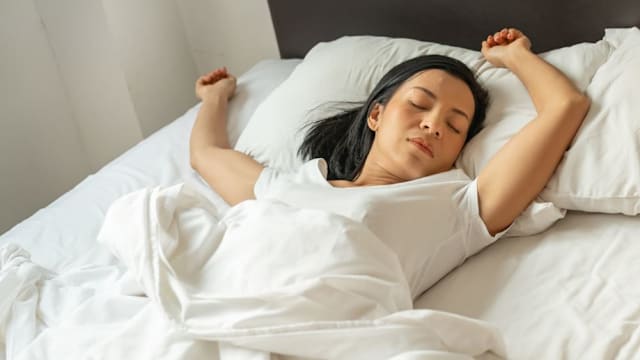 9.30pm上床太早了！这个才是黄金睡眠时段