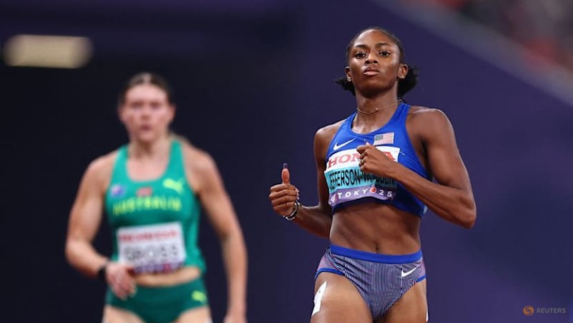 Jefferson-Wooden, Jackson sizzle in women's 200 heats