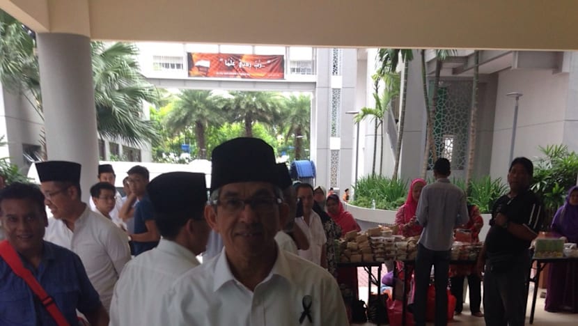 Muslim congregation remembers Mr Lee Kuan Yew