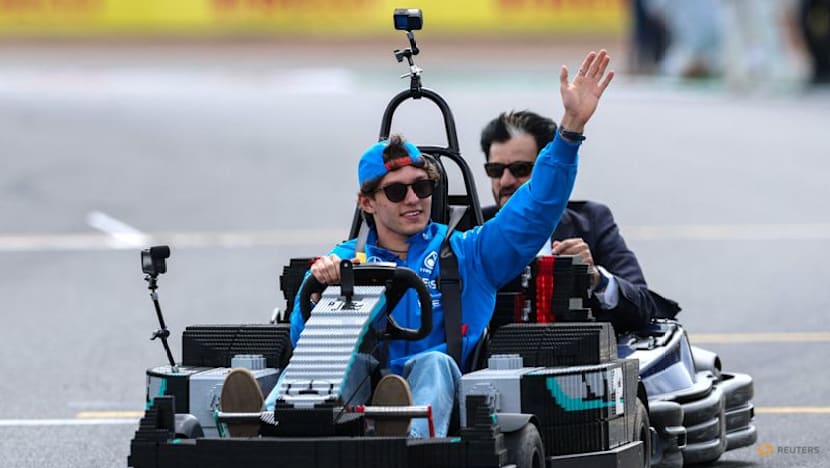 F1 drivers amuse British GP crowd with Lego car chaos
