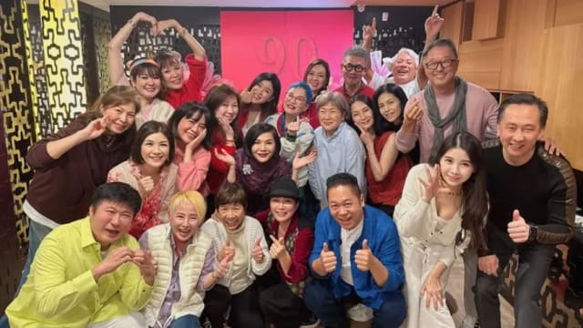 张清芳为母亲办90岁大寿　这些大咖都来了，胡瓜更罕见同框前妻！