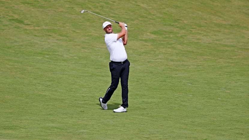 Clark looks to build halfway lead in promising US Open campaign