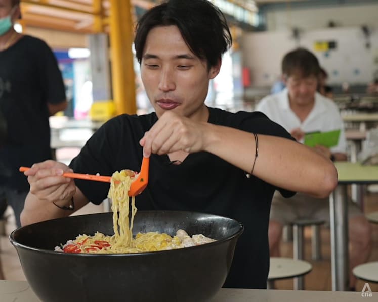 Competitive eater Zermatt Neo once ended up in hospital after a burger challenge