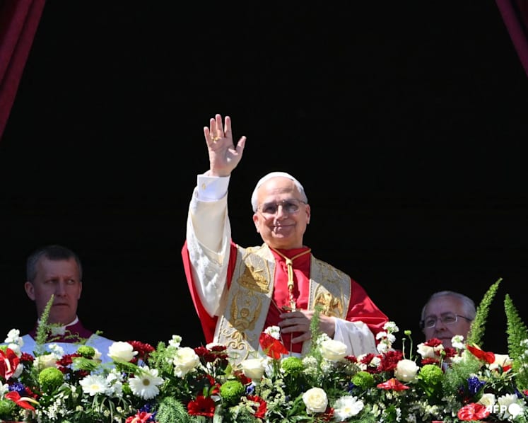 On Easter, Pope Leo urges world leaders to end wars, renounce conquest