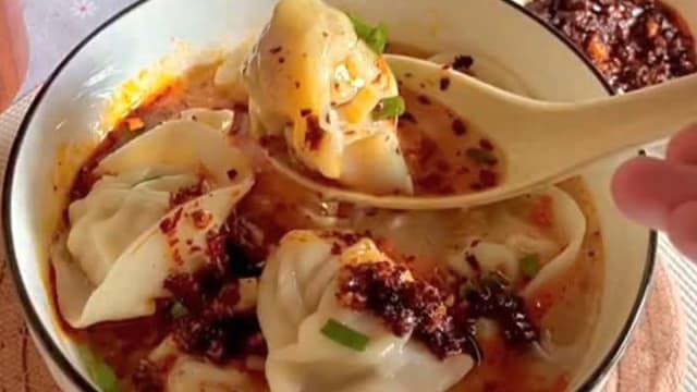 食谱：鸡肉馄饨汤