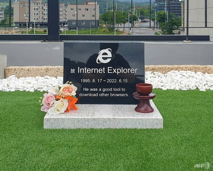 Commentary: Internet Explorer won't be missed but its legacy will be remembered
