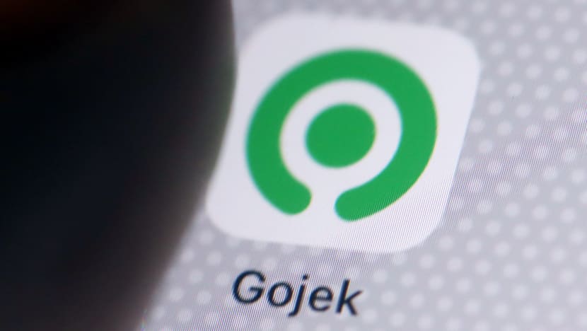 Gojek to boost drivers’ earnings by cutting commissions by half, offering fresh rewards