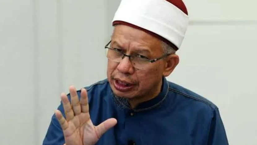 Istilah 'payung emas' adalah hadis palsu, tegas bekas Menteri Hal Ehwal Agama M'sia