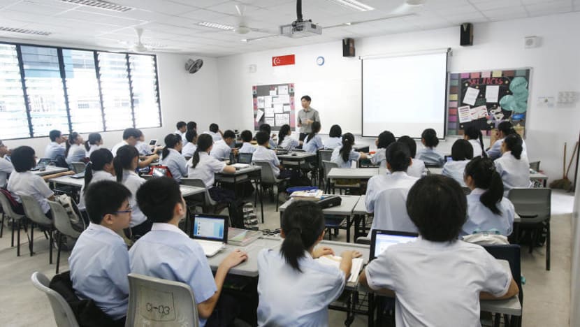 Conduct large-scale study to assess benefits of small class sizes in schools: NCMP