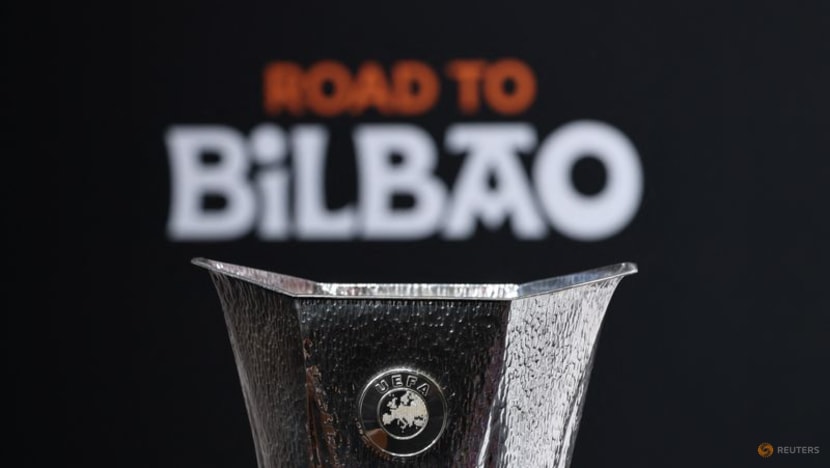 Roma face Porto test in Europa League knockout phase playoff Roma face Porto test in Europa League knockout phase playoff