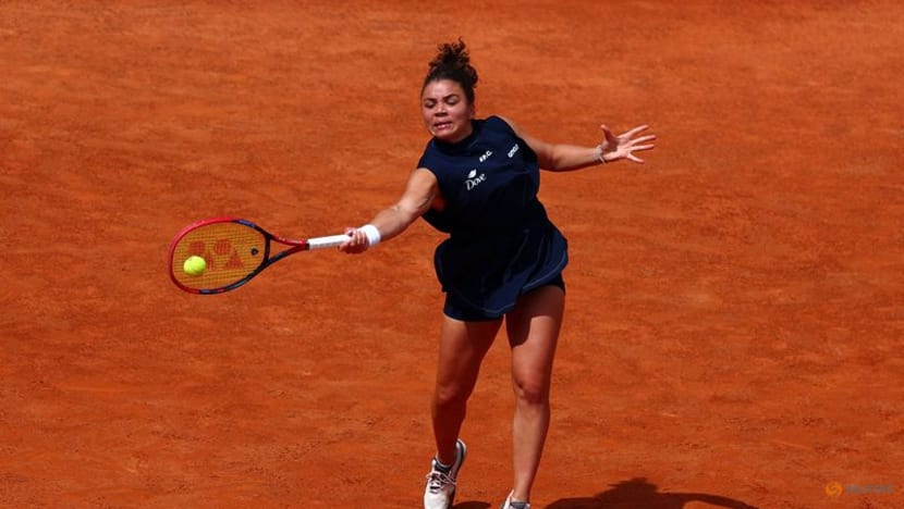 Paolini battles past Shnaider at Italian Open, Alcaraz sets up Draper clash