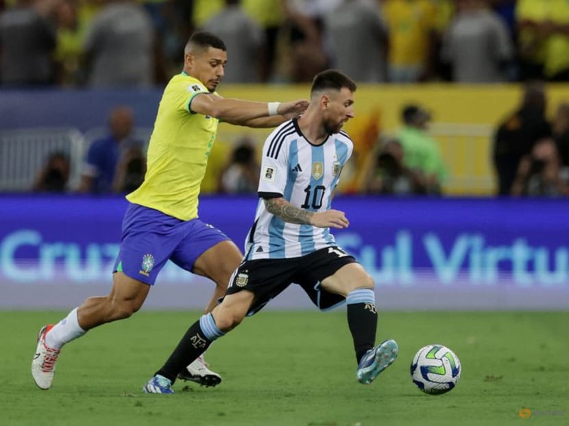 Soccer-Argentina hand Brazil third straight loss after crowd trouble at Maracana