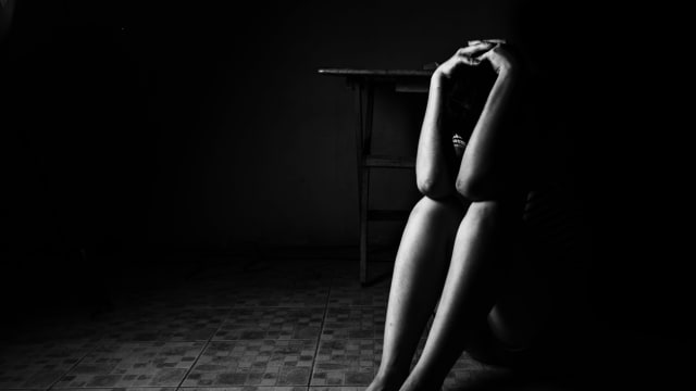 非礼性侵未成年继女 男子被判监14年打鞭20下 